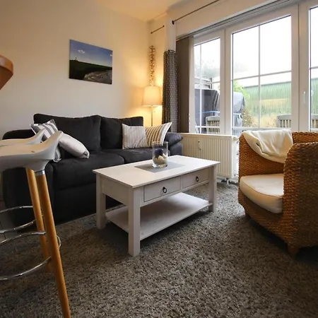 Apartment Garding Apartment *